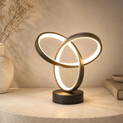 Cora Minimalist Table Lamp – Decorative Clover Design for Soft Ambient Lighting 1