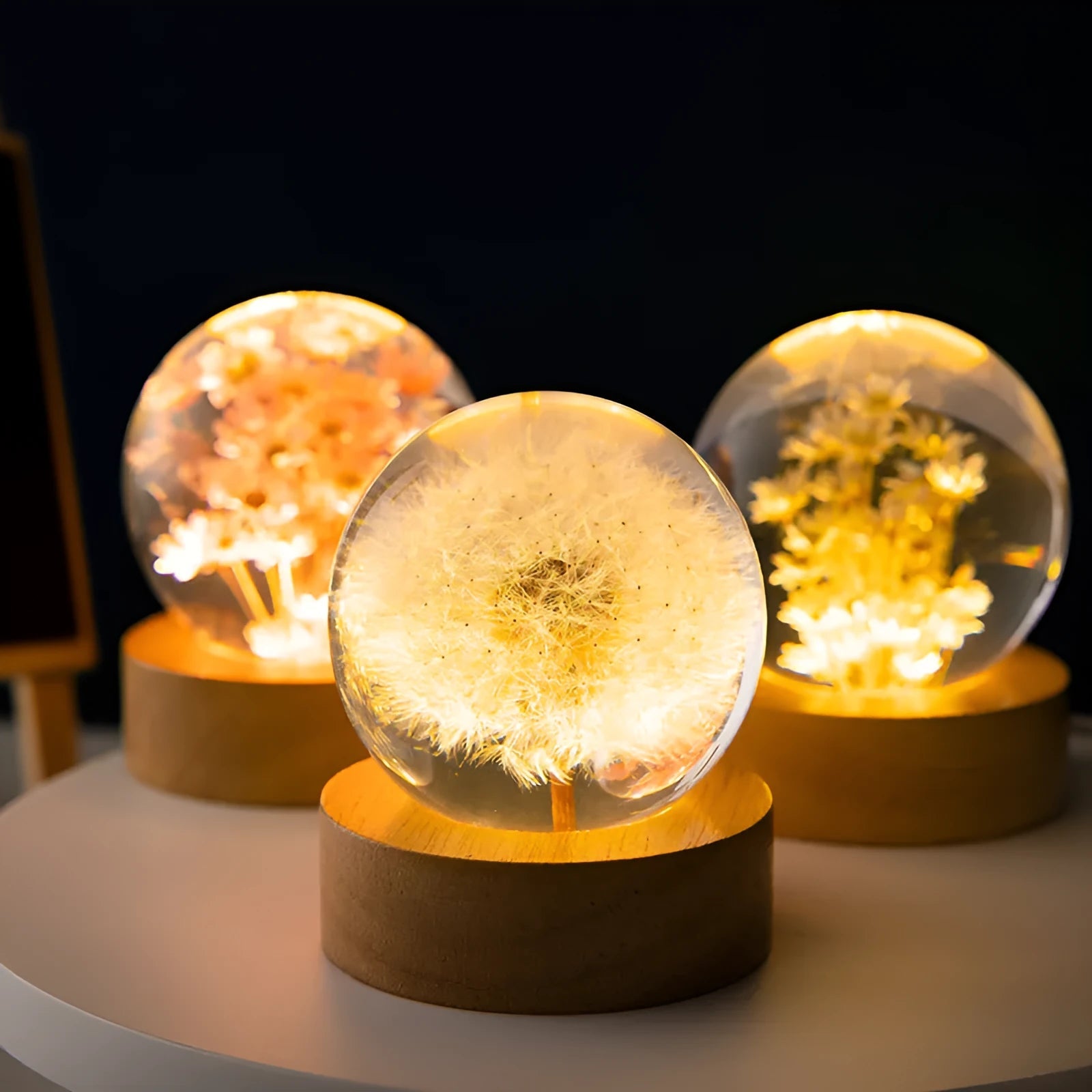 Dalia Desktop Night Light – 3D Dandelion Crystal Ball with USB Power 1