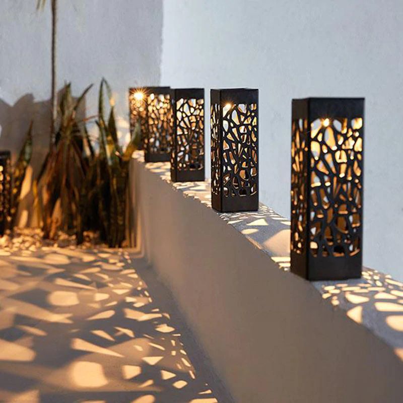 Dazzling Homeowners Solar Garden Light – Elegant LED Lantern for Outdoor Ambiance
