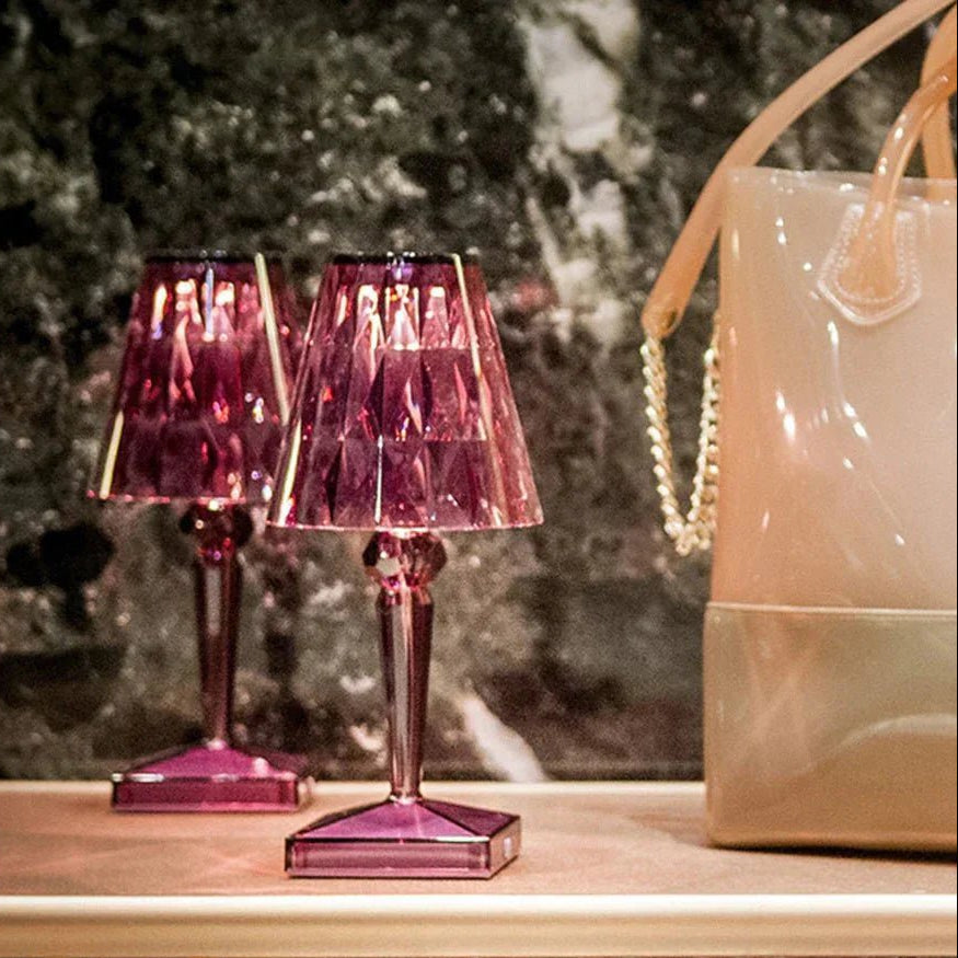 Dazzora Acrylic Table Lamp Modern Cordless Design – Elegant LED Lighting for Interiors 4