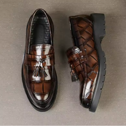 Malvren Men's Brown Loafers – Vintage Fringe Detail for Elegant Occasions