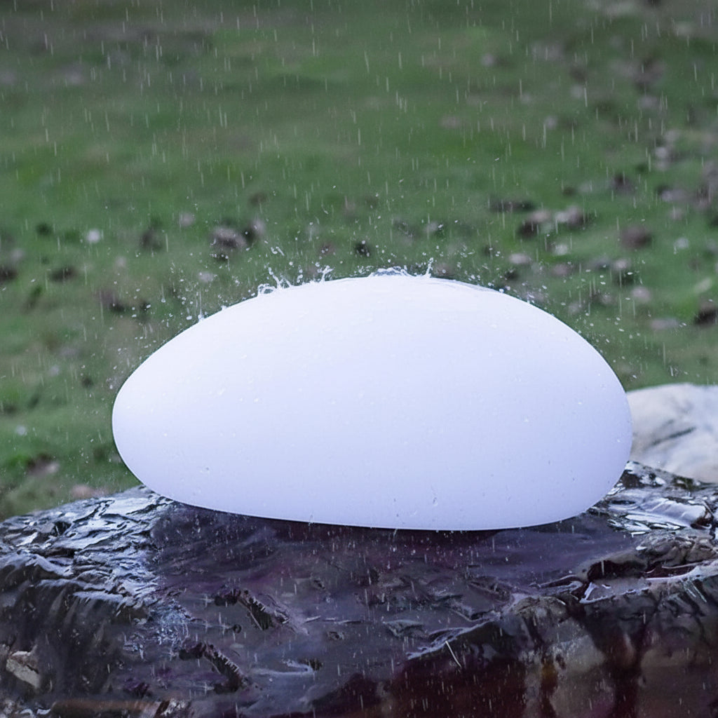 Sleek Solar Outdoor Garden Light – Waterproof Cobblestone Design for Pathway Illumination 3