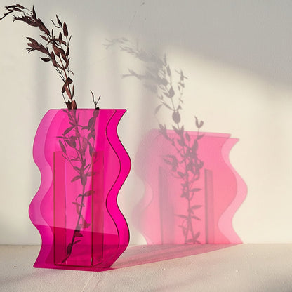 Wavely Modern Clear Acrylic Vase – Stylish Waveform Design for Home Decor 2